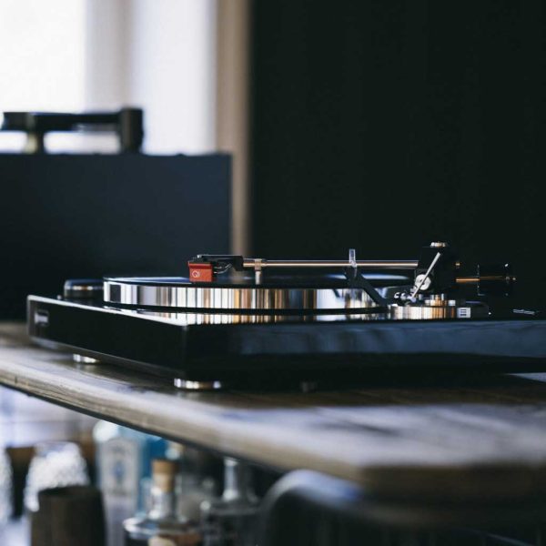Rekkord M600 High End Manual Sub-Chassis Turntable - Rapallo