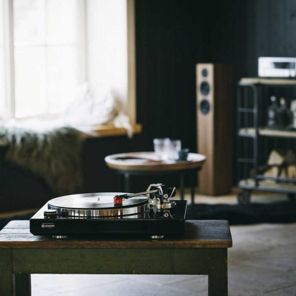Rekkord M600 High End Manual Sub-Chassis Turntable - Rapallo
