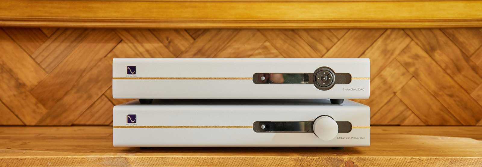 PS Audio StellarGold Preamplifier - Rapallo