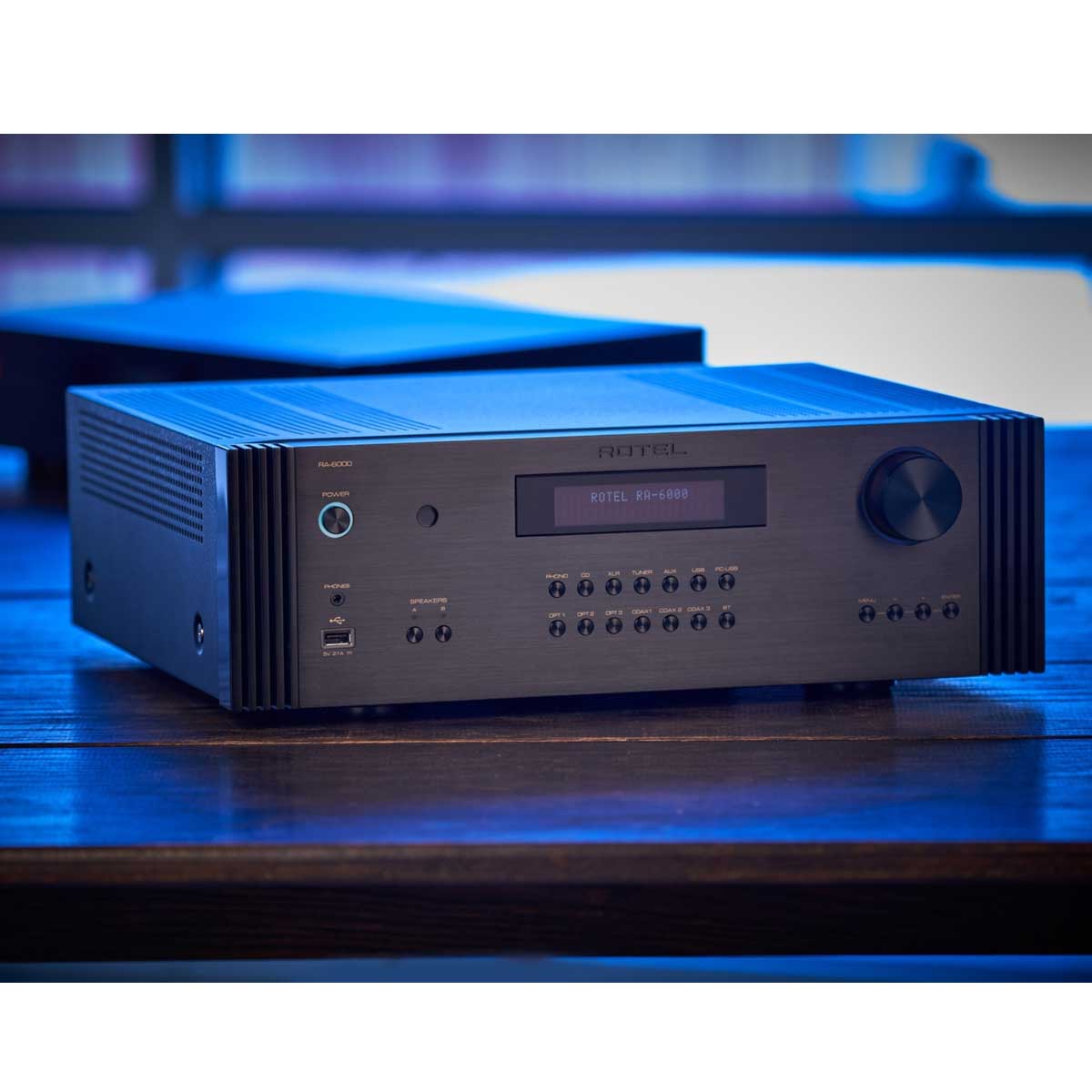Rotel Diamond Series RA-6000 Integrated Amplifier - Rapallo