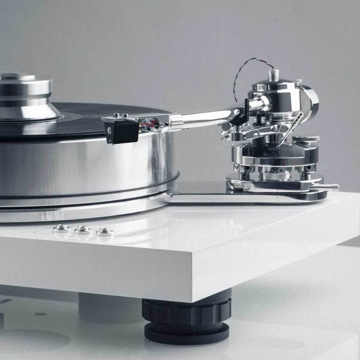 Pro-Ject Signature 10 Turntable - Rapallo